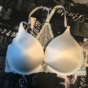 Aerie Brooke front clasping bra